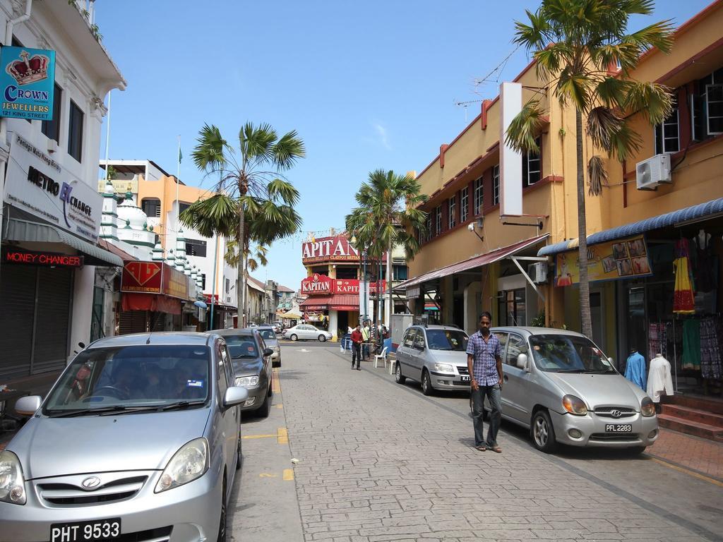 Cocoa Mews Cafe And Homestay George Town Exterior photo