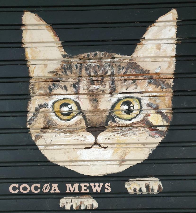 Cocoa Mews Cafe And Homestay George Town Exterior photo